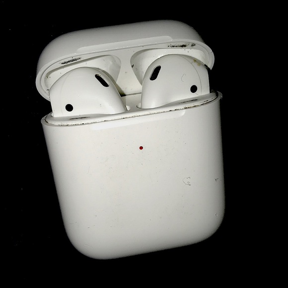 AirPods